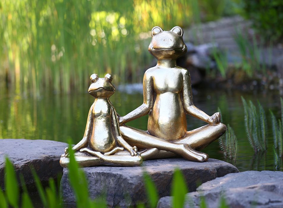 Gartenskulptur Yogafrosch