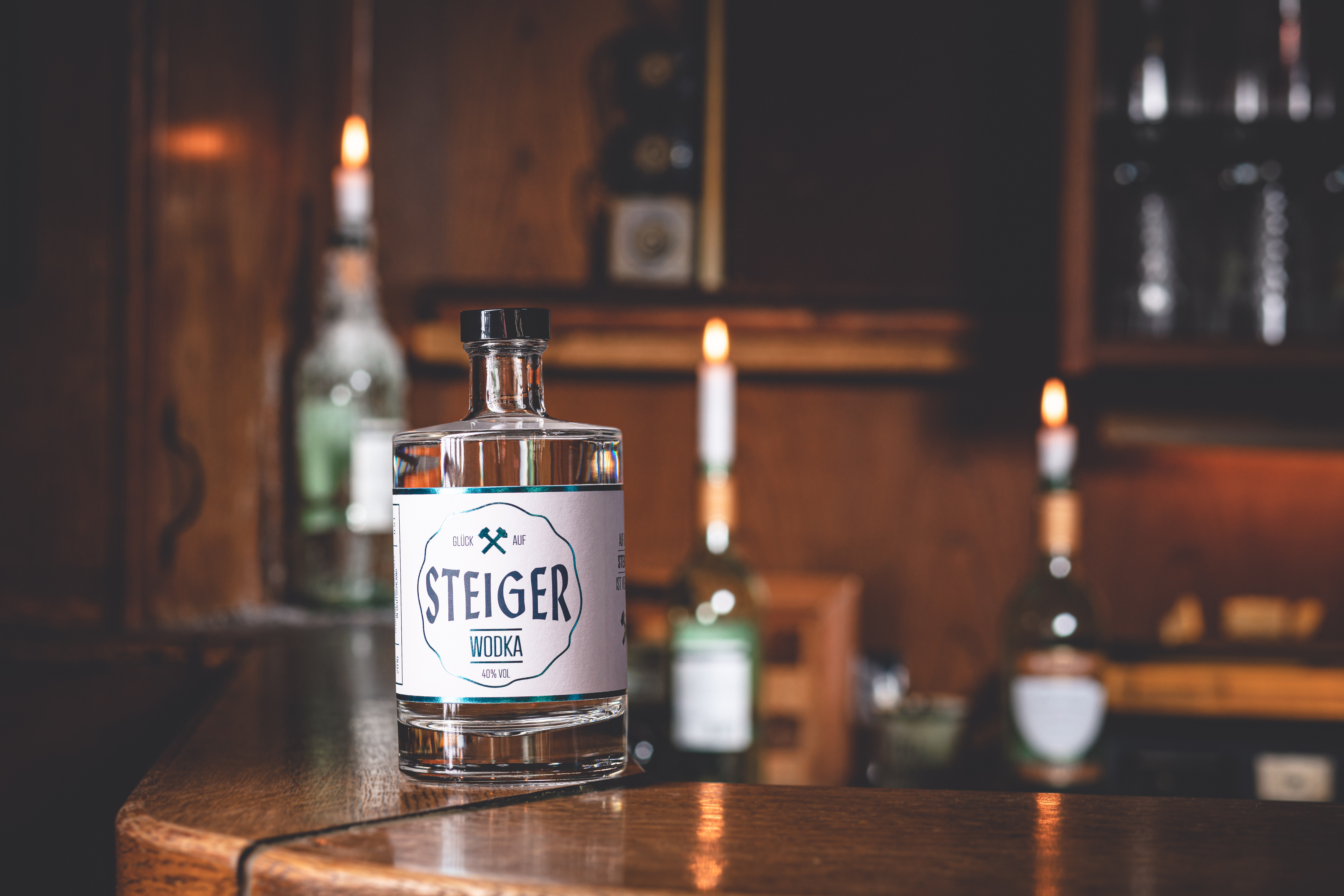 Steiger Wodka inkl. Gläser und Untersetzer